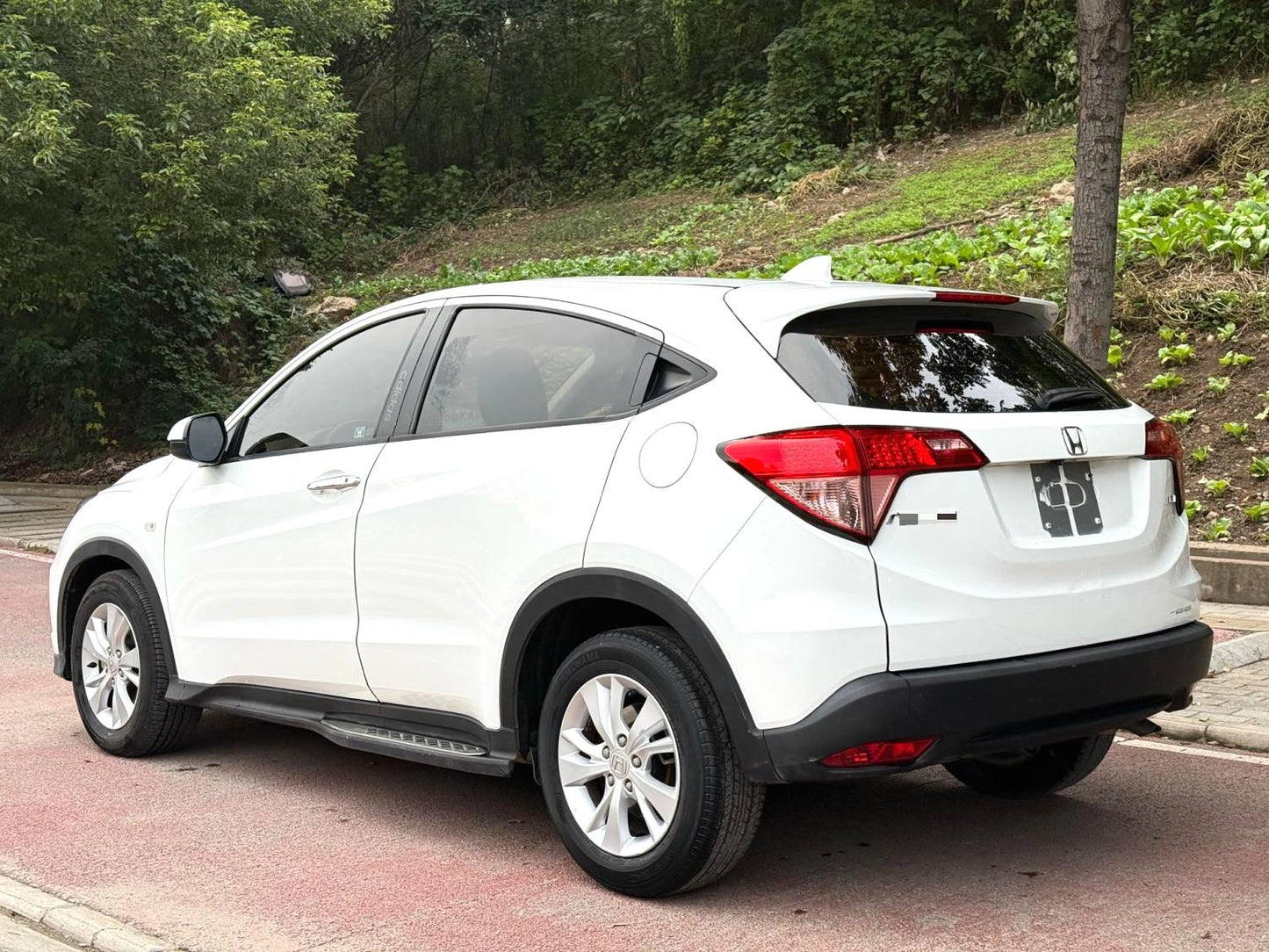 本田 2015款 缤智 1.5 无级 两驱舒适型自动挡