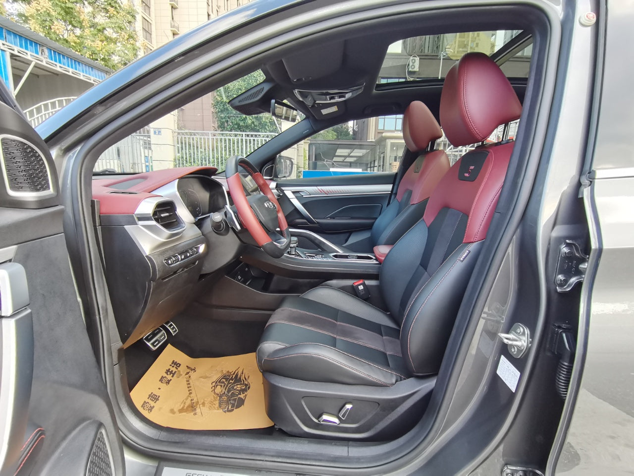 Geely Binyue 1.5TD DCT Battle 2021 года — спортивный внедорожник с турбонаддувом