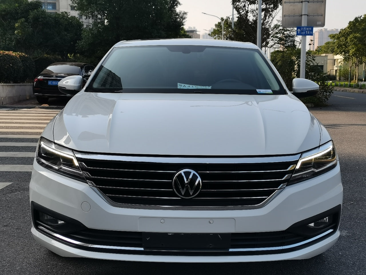 Volkswagen Lavida 280TSI DSG Comfort Line 2022 года седан