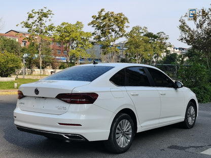 Volkswagen Lavida 280TSI DSG Comfort Line 2022 года седан