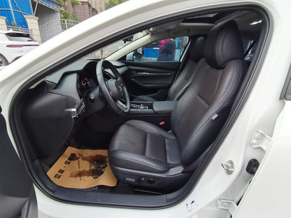 Mazda 3 Sedan 2.0L Automatic 2021 года, предпочтительная комплектация