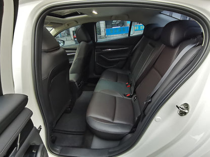 Mazda 3 Sedan 2.0L Automatic 2021 года, предпочтительная комплектация