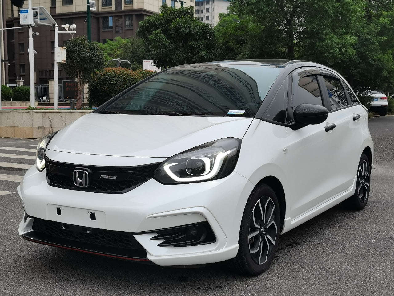 Honda LIFE 2021 1.5L CVT SPO-SS Динамическое издание