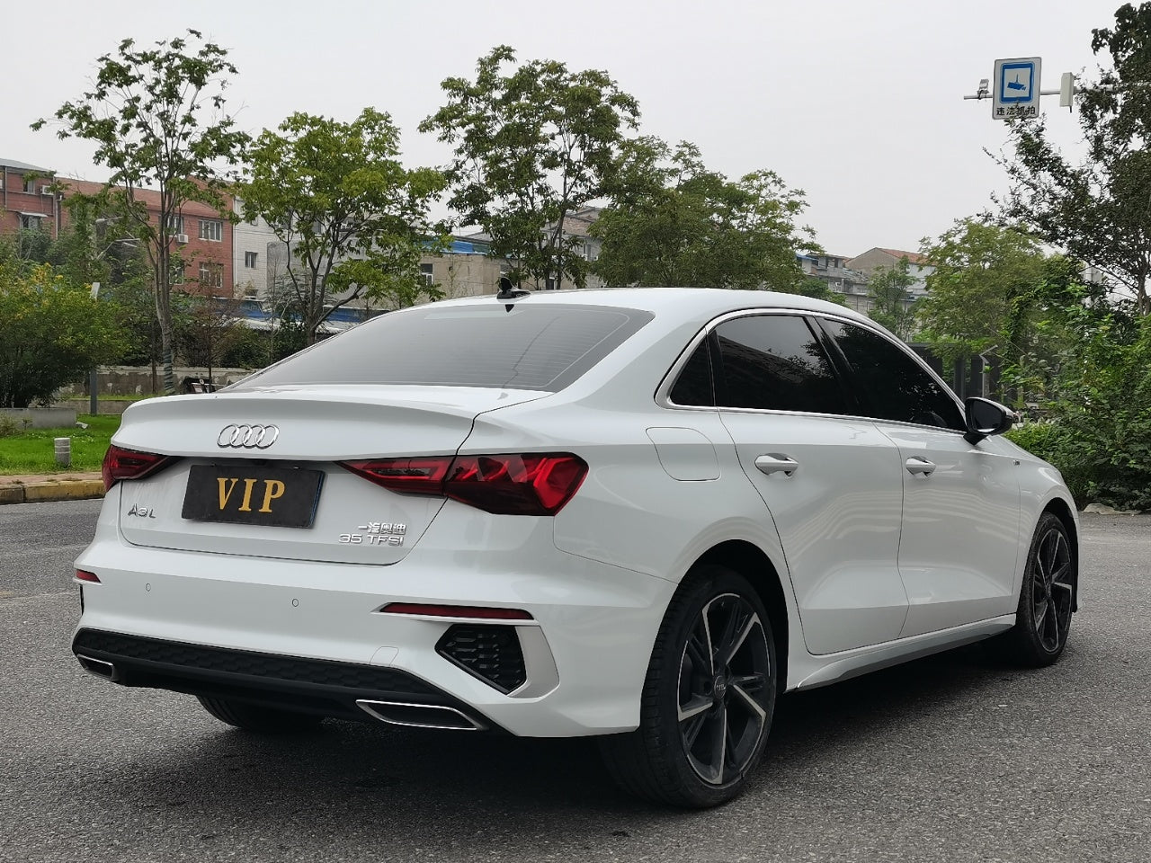 Audi A3 2022 A3L Лимузин 35 TFSI Модный спорт