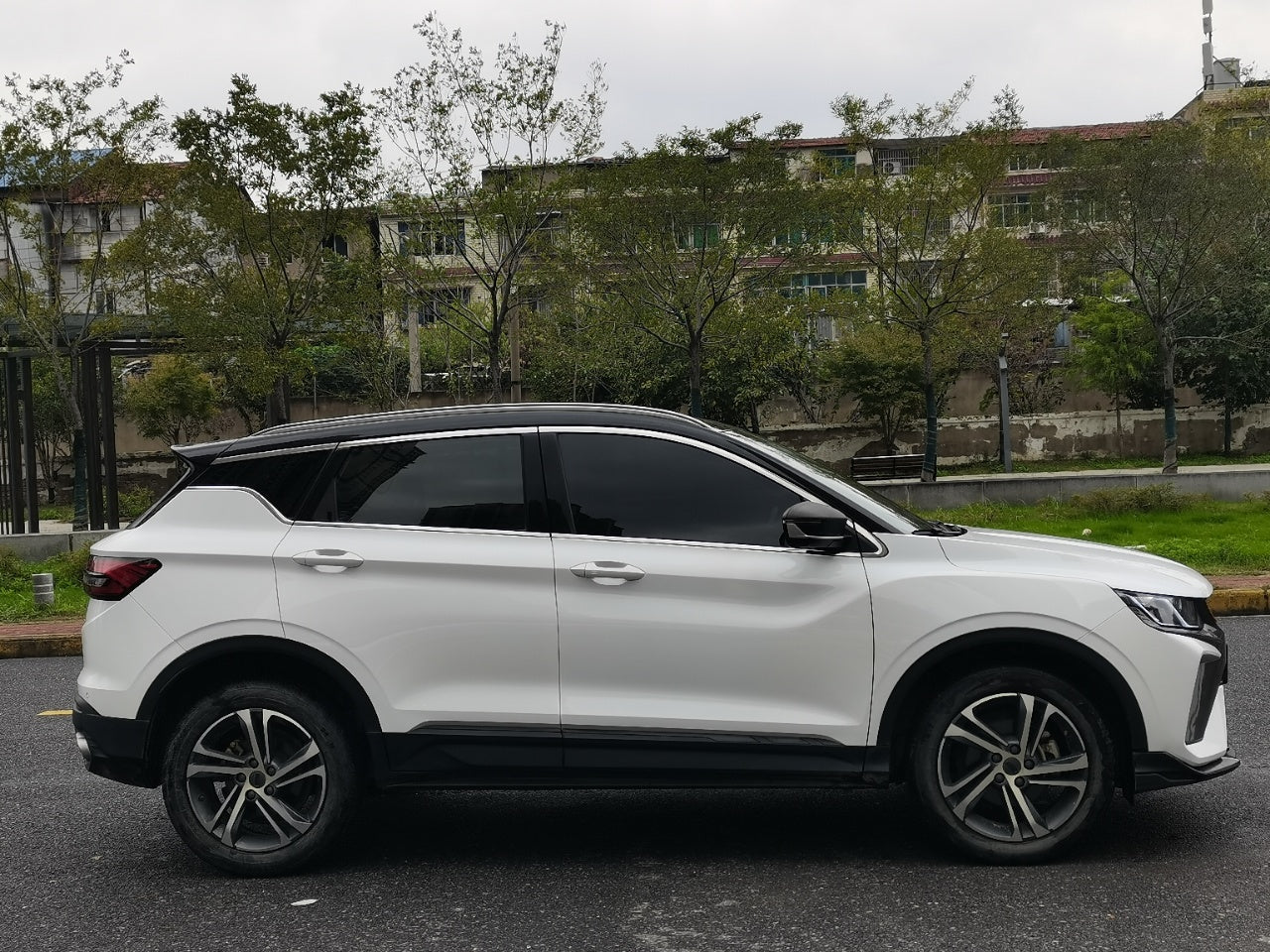 Geely Binyue 2021 1.4T DCT Алмазное издание