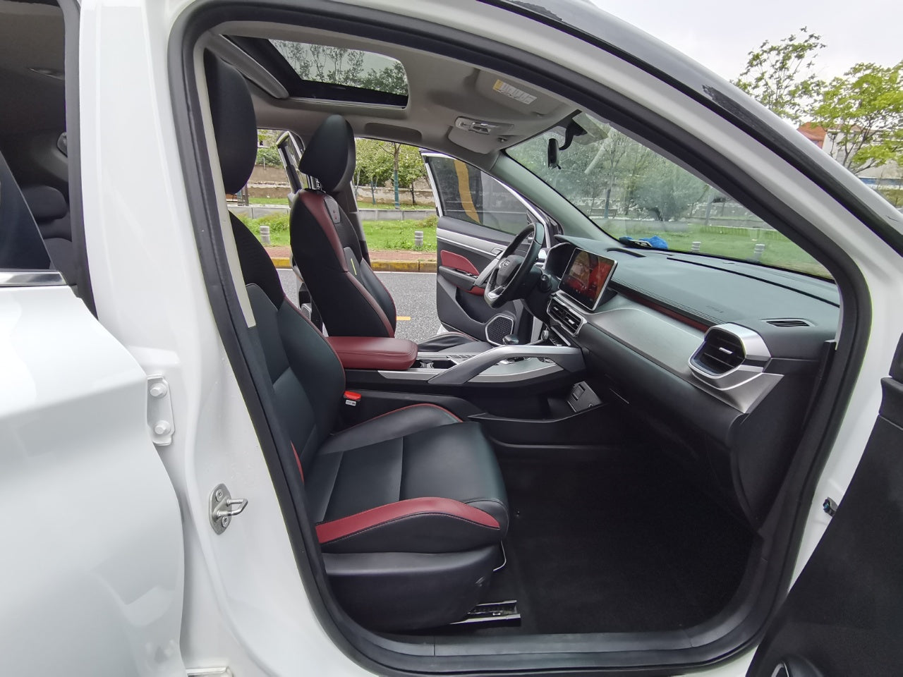 Geely Binyue 2021 1.4T DCT Алмазное издание