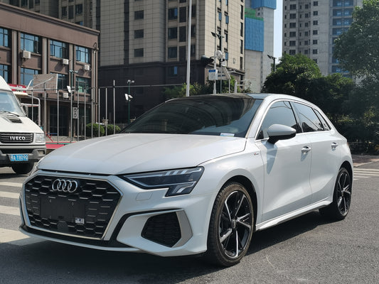 Audi A3 2021 Sportback 35 TFSI Модный спорт