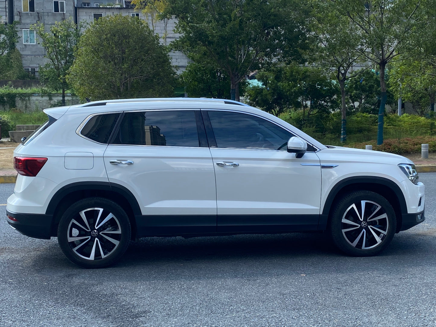 Volkswagen Touareg 2021 280TSI 2WD Luxury Edition PLUS