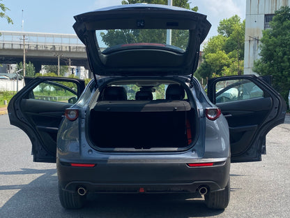 Автомобиль CX-30 2020 года, 2,0 л, автомобильный двигатель.