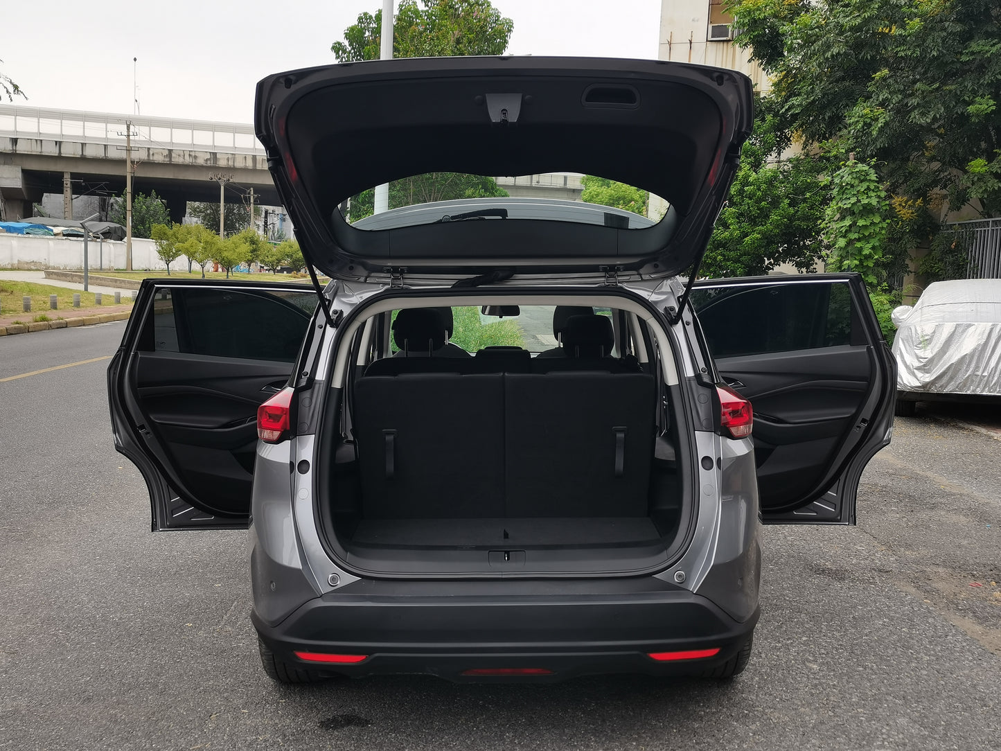 雪佛兰 沃兰多 2020款 轻混 Redline530T 自动纵享版(5+2款)