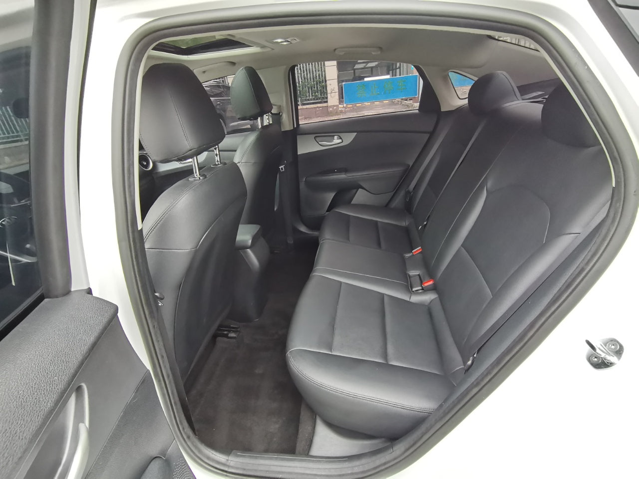 Kia K3 2021 интерьер салона