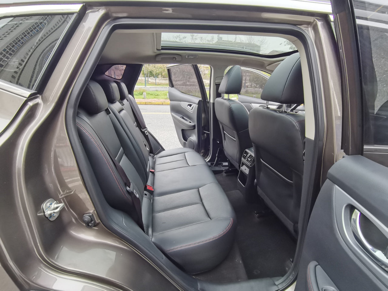 Nissan Qashqai 2022 интерьер салона