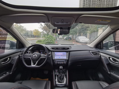 Nissan Qashqai 2022 центральная панель