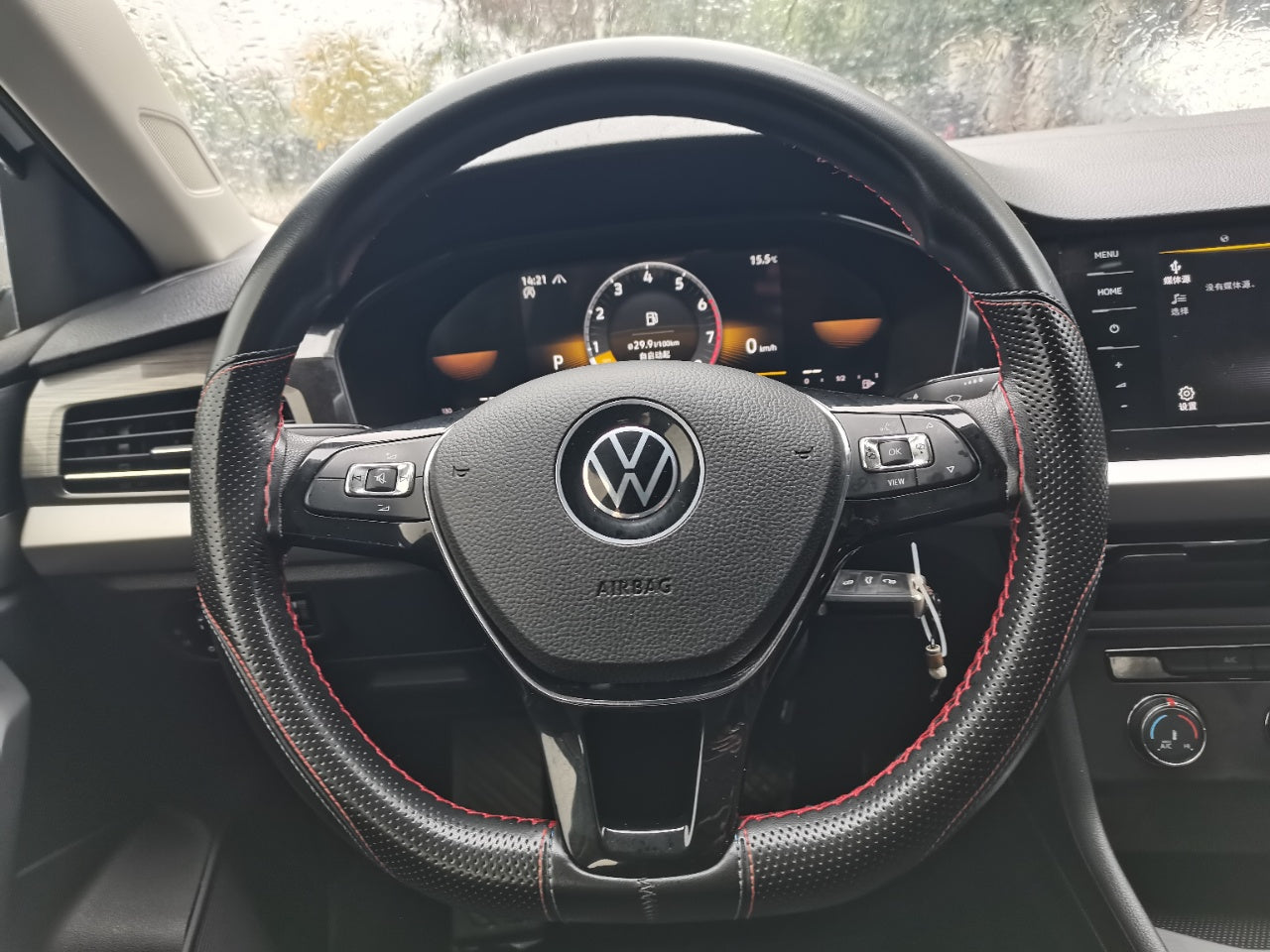 Volkswagen Lavida 2022 центральная панель