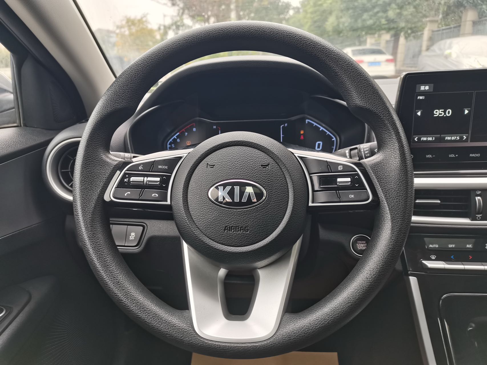Kia K3 2021 центральная панель