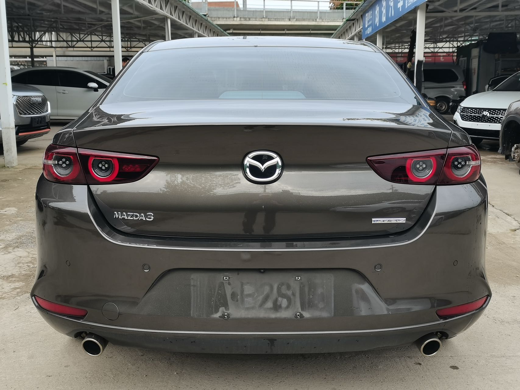 Mazda Axela 2021 вид сзади