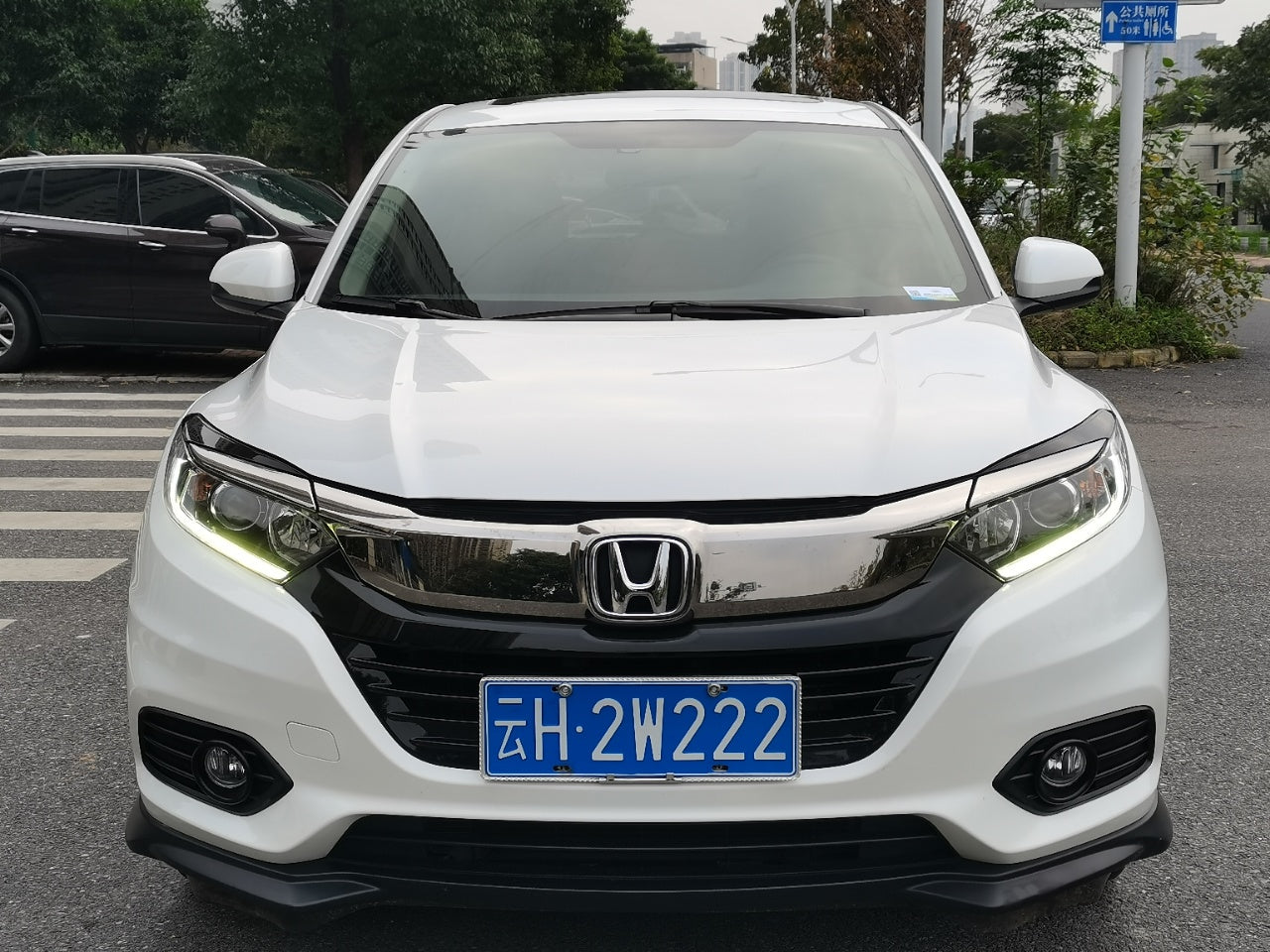 Honda Vezel 2020 вид спереди