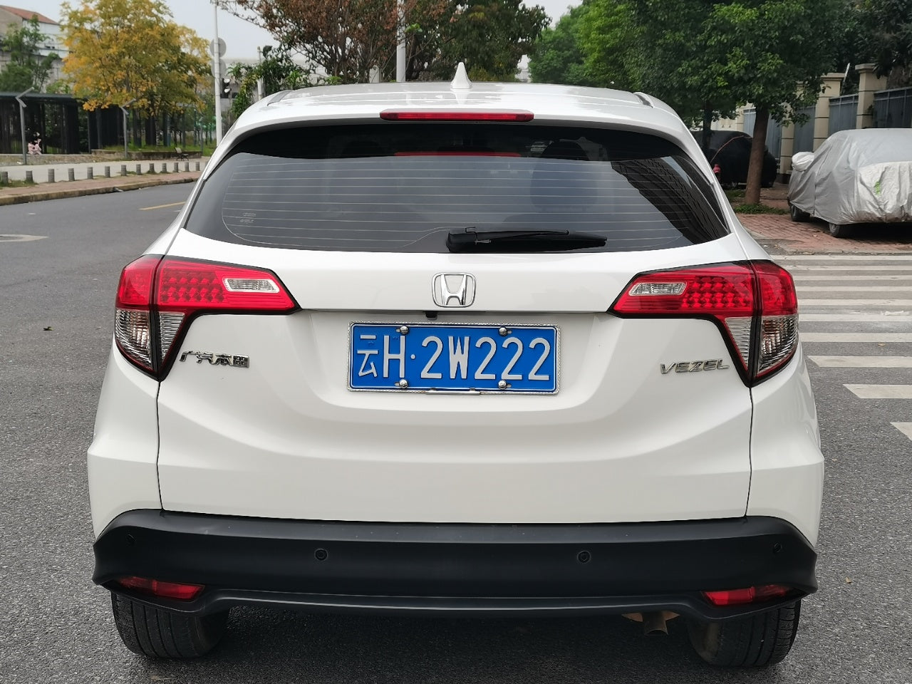 Honda Vezel 2020 вид сзади