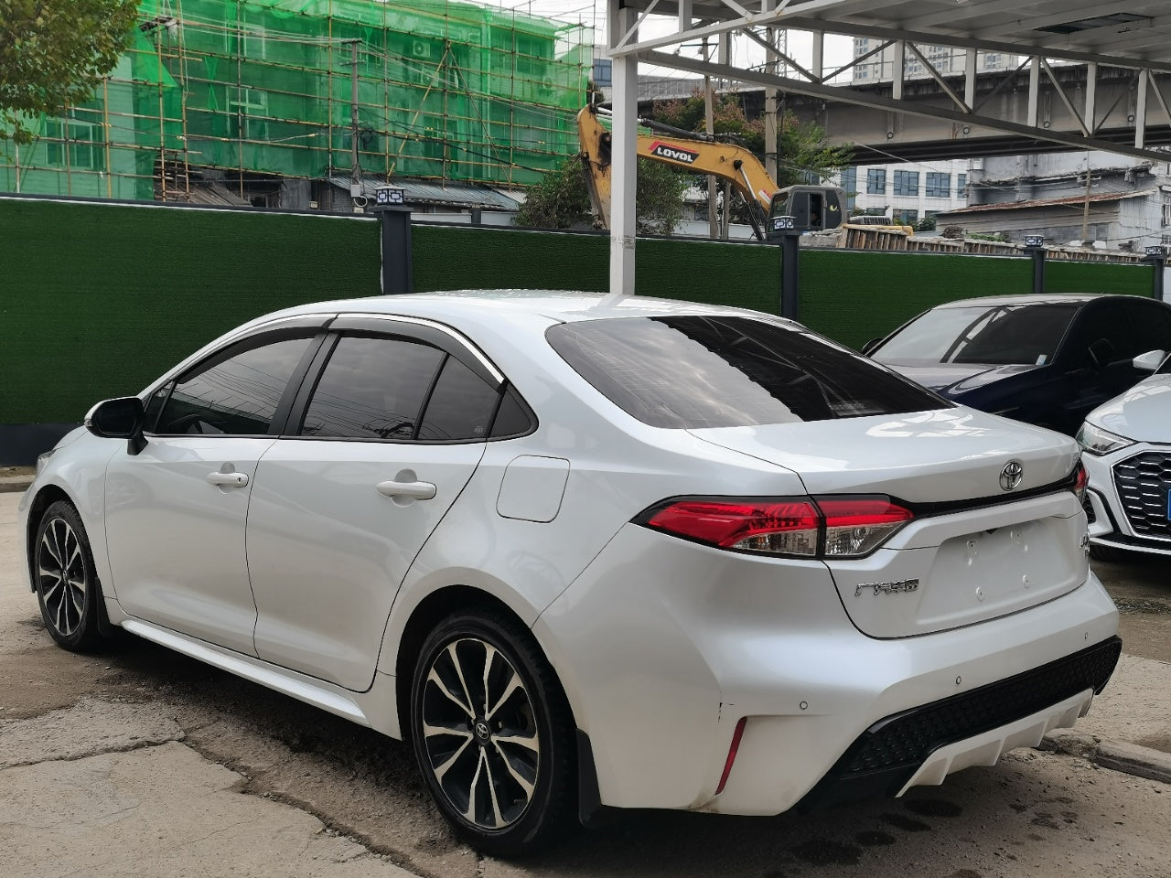 Toyota Corolla 2021 вид сзади