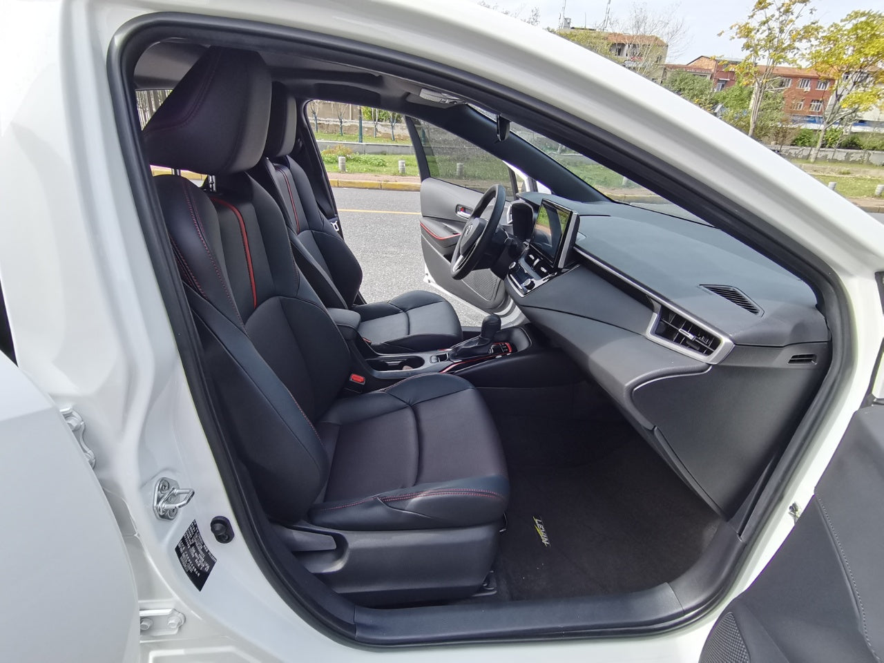 Toyota Corolla 2021 интерьер салона