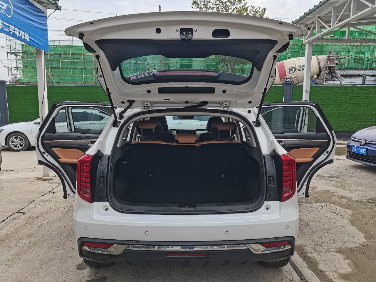 Haval Chulian 2021 вид сзади