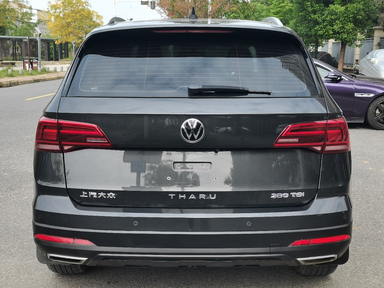 Volkswagen Tharu 2021 вид сзади