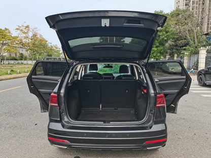 Volkswagen Tharu 2021 вид сзади