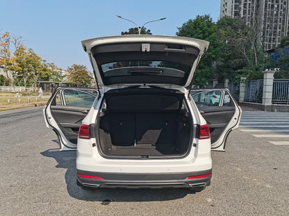 Volkswagen Tharu 2022 вид сзади