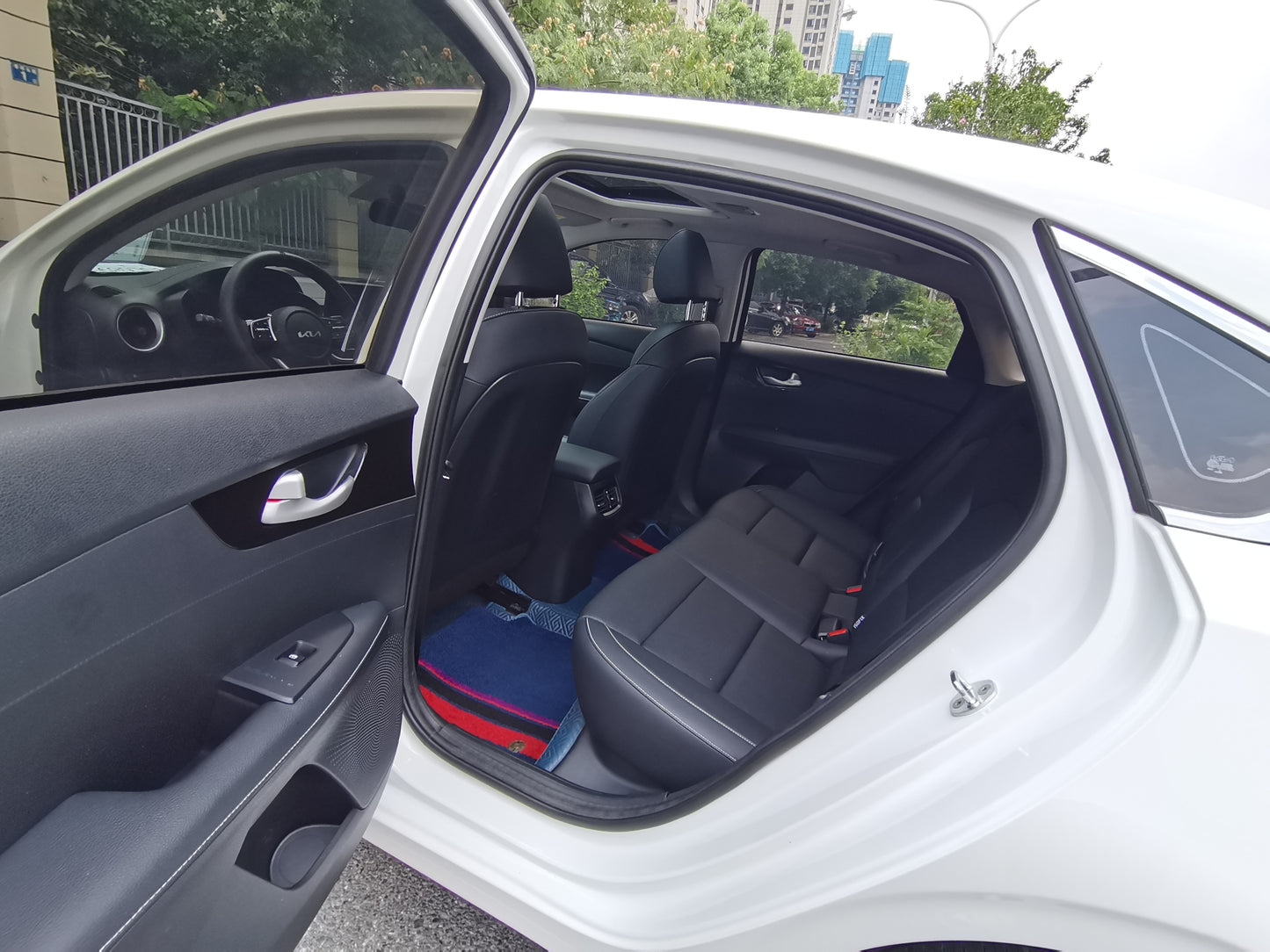 Интерьер Kia K3 2021