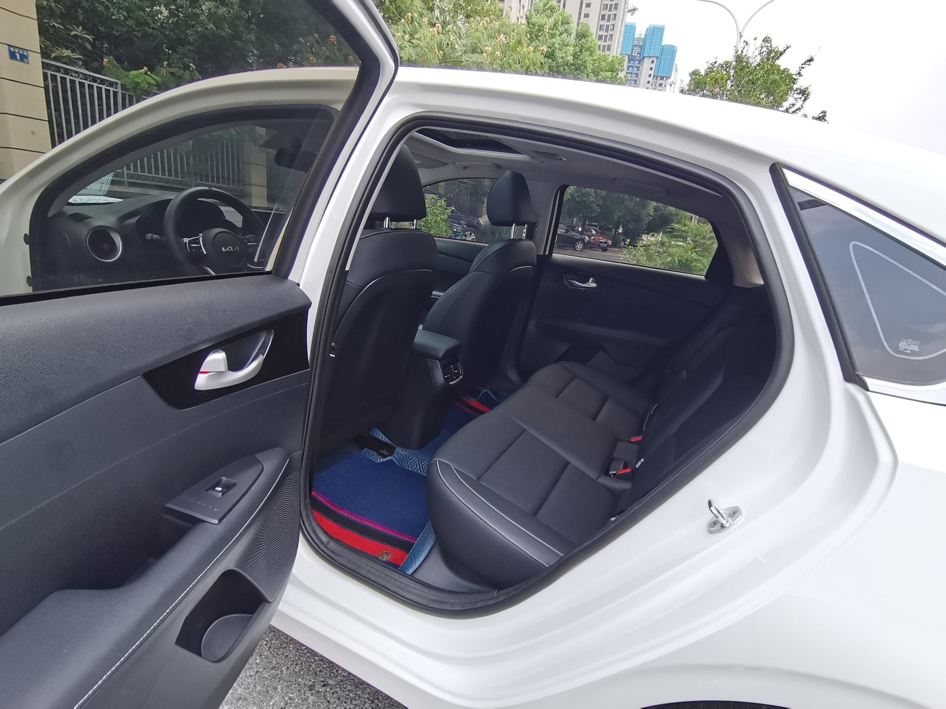 Интерьер Kia K3 2021