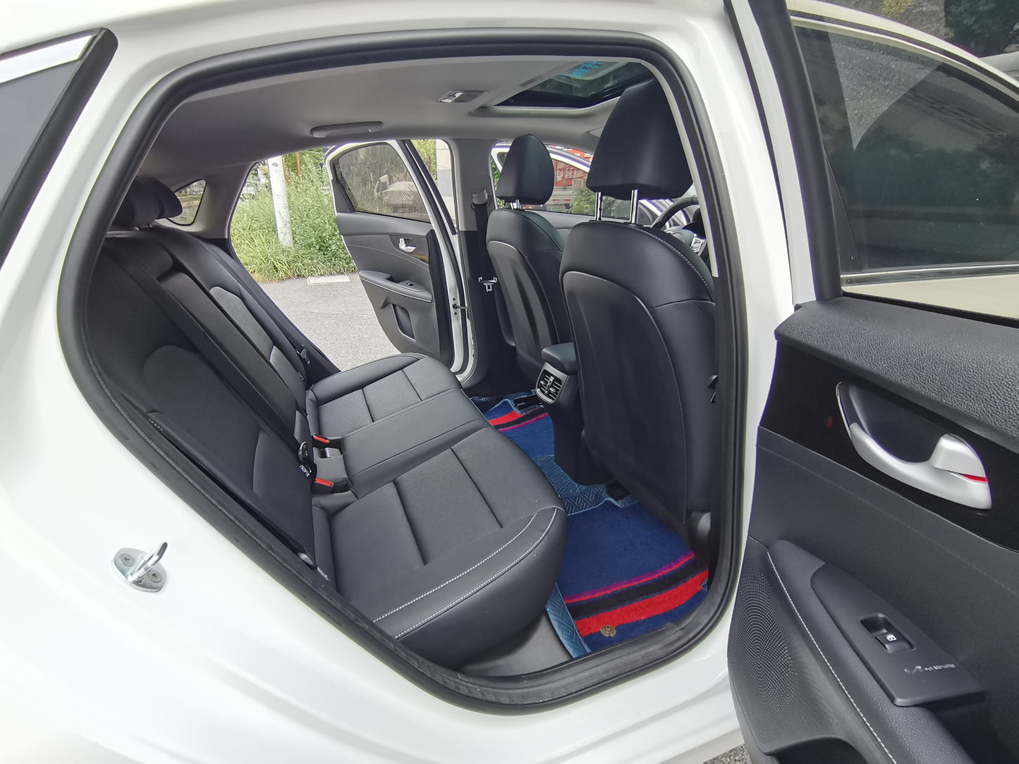 Интерьер Kia K3 2021