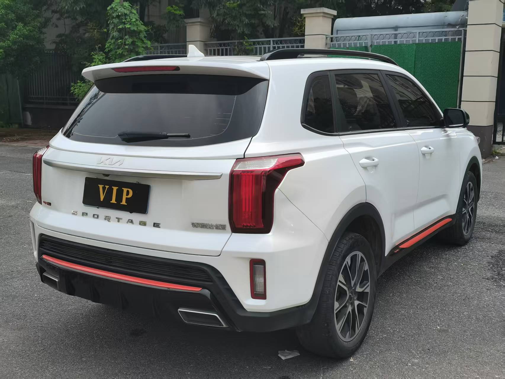 Задний вид Kia Sportage 2021