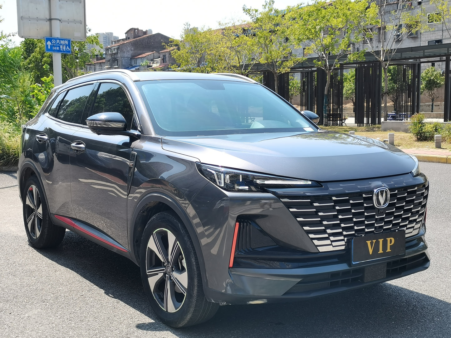 Боковой вид Changan CS55 Plus 2022