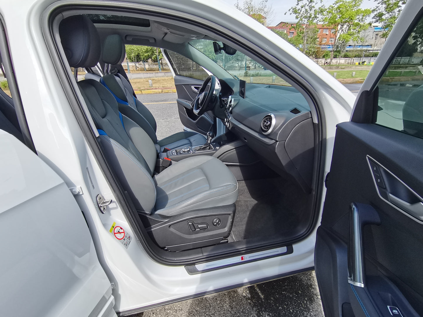 Audi Q2L 2022 · 1.4T · 31 000 км