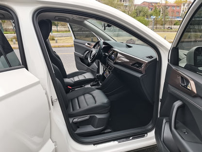 Tharu интерьер