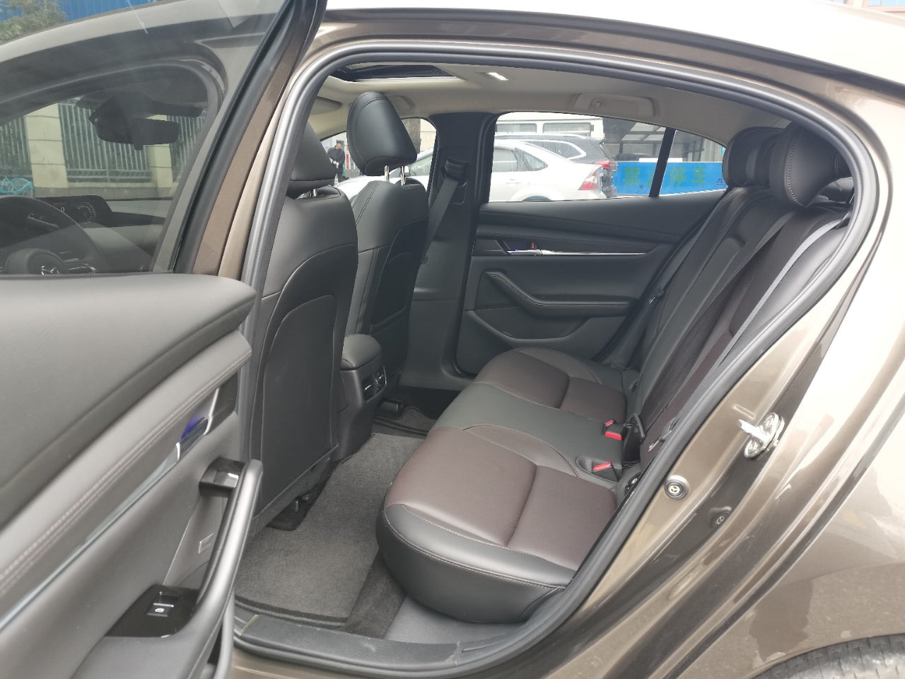 Mazda CX-5, задние сиденья