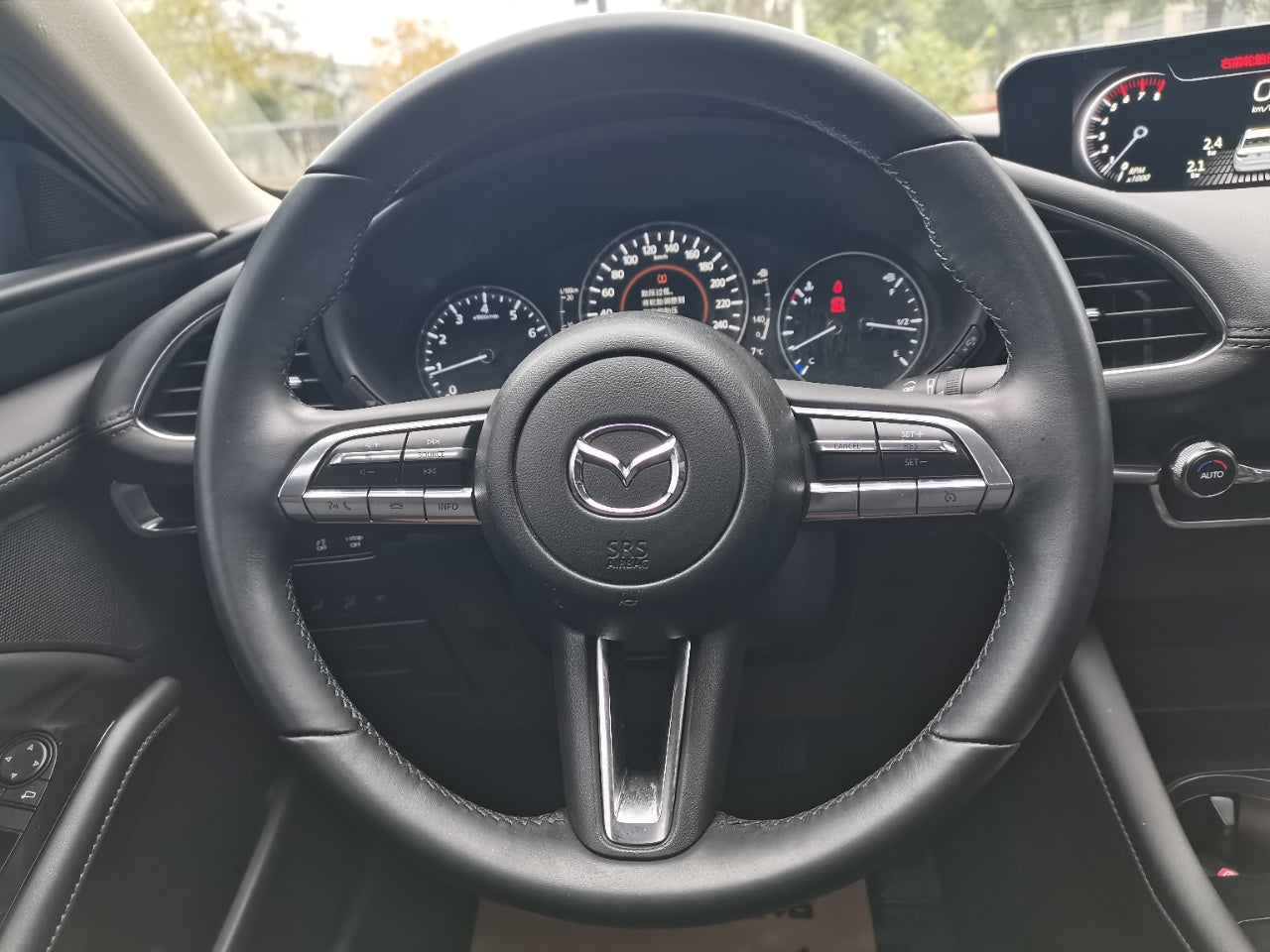 Mazda CX-5, салон автомобиля