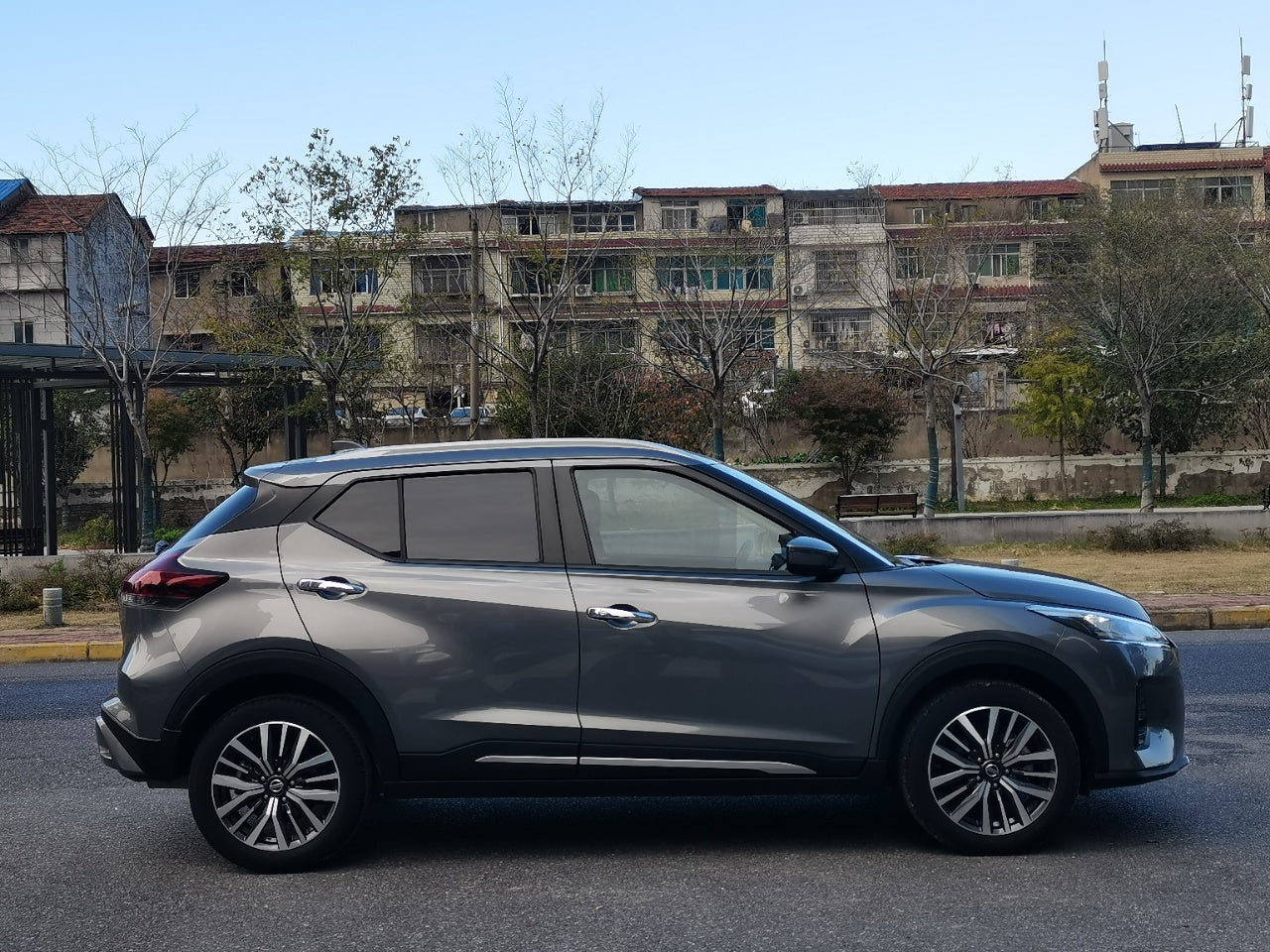 Nissan Kicks 2022, вид сбоку
