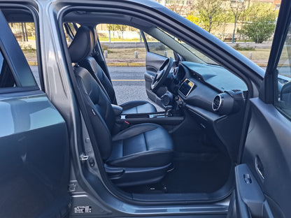 Nissan Kicks, салон автомобиля