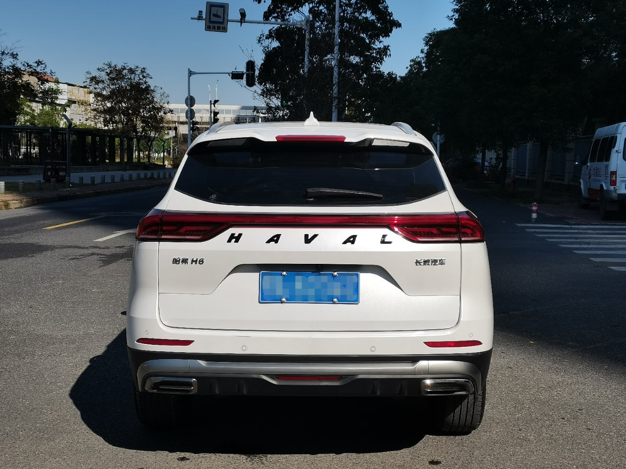 Haval H6, вид сзади