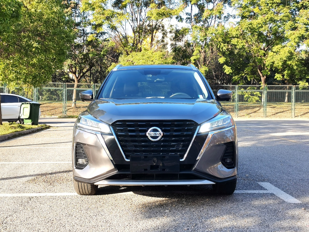 Передний вид Nissan Kicks 2022