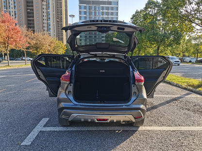 Задний вид Nissan Kicks 2022