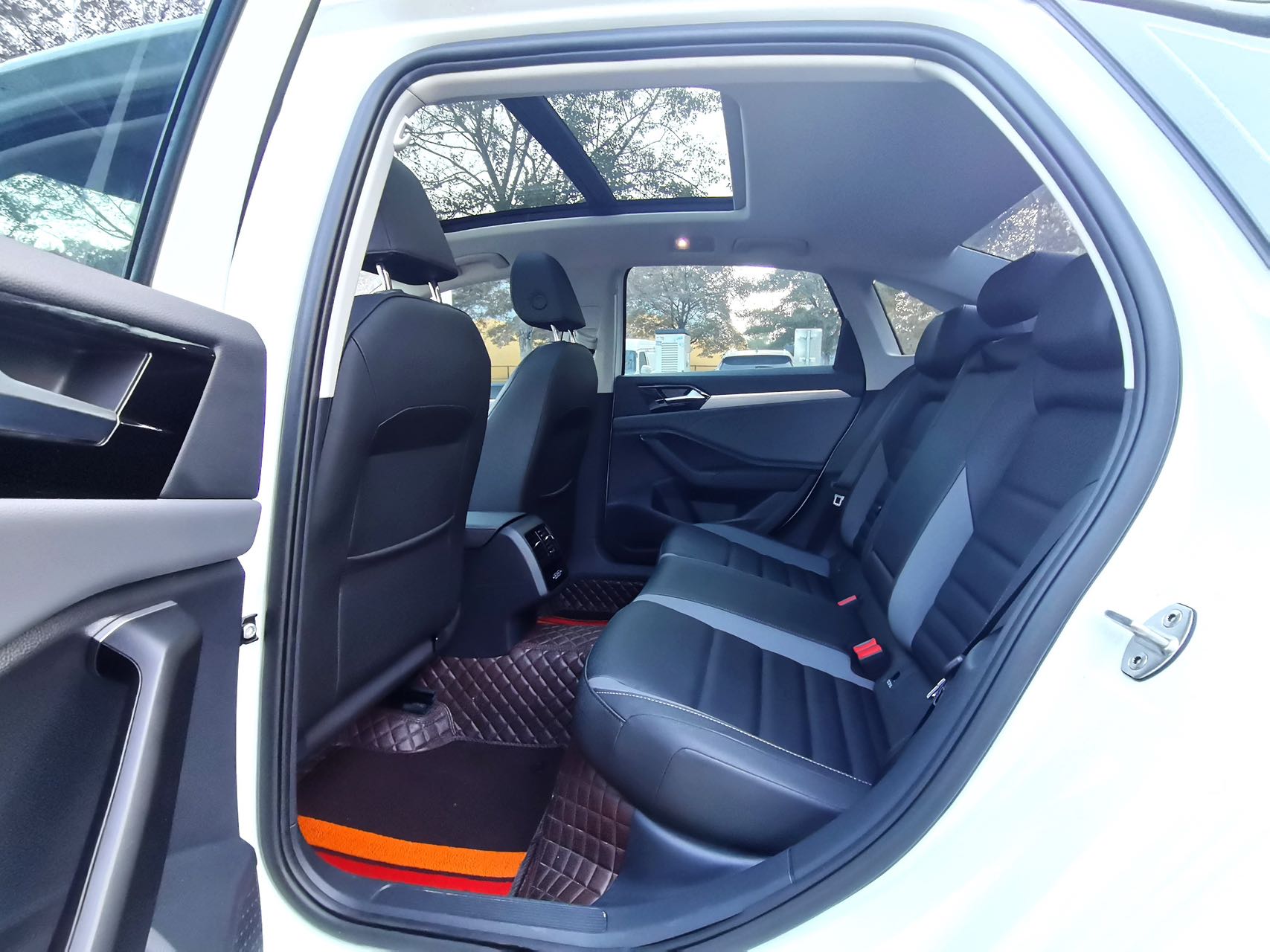 Интерьер Volkswagen Jetta 2021