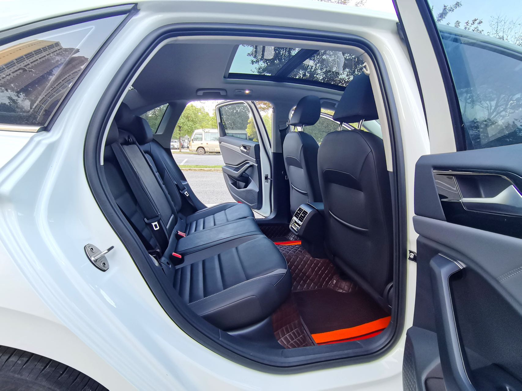 Интерьер Volkswagen Jetta 2021