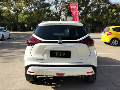 Задний вид Nissan Kicks 2022