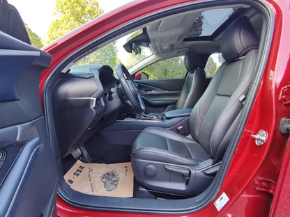 Интерьер Mazda CX-30 2021