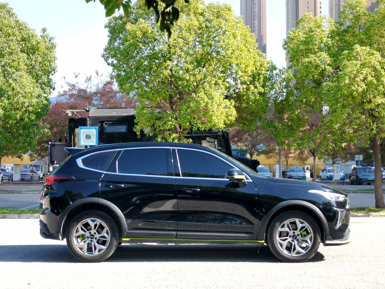 Боковой вид Haval Chitu 2022