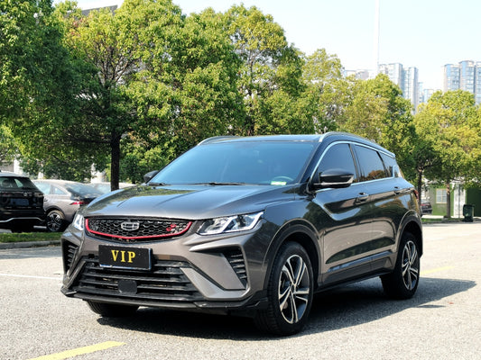 Боковой вид Geely Coolray 2021