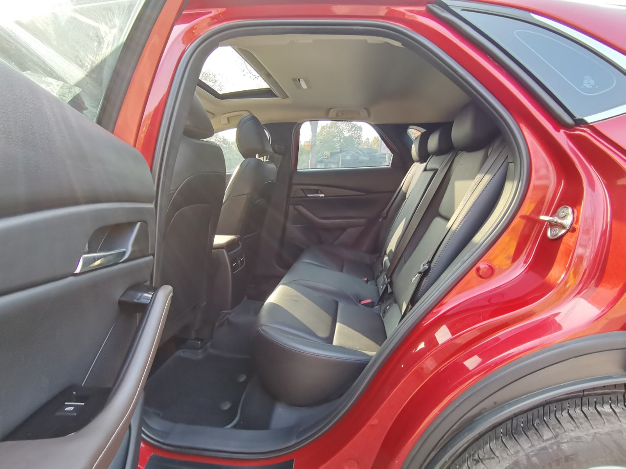 Mazda CX-30 2020 интерьер