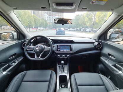 Nissan Kicks 2022 центральная консоль